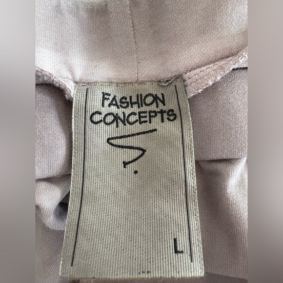 Fashion Concepts Embroidered Pink Pants NWOT - Picture 2 of 5